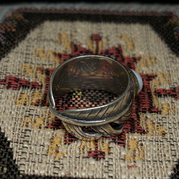 Calm Feather Australian Mintabie Sparkling Center Antique High Dome Opal Ring - Picture 7 of 7